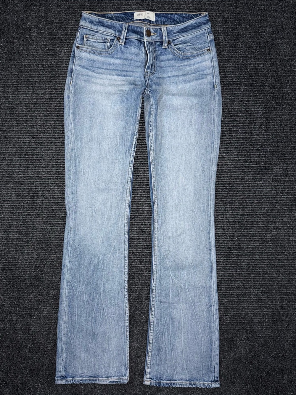 Buckle BKE Stella Slim Low Rise Bootcut Stretch Jeans Sz 26 x 33.5 LONG ABK8508L